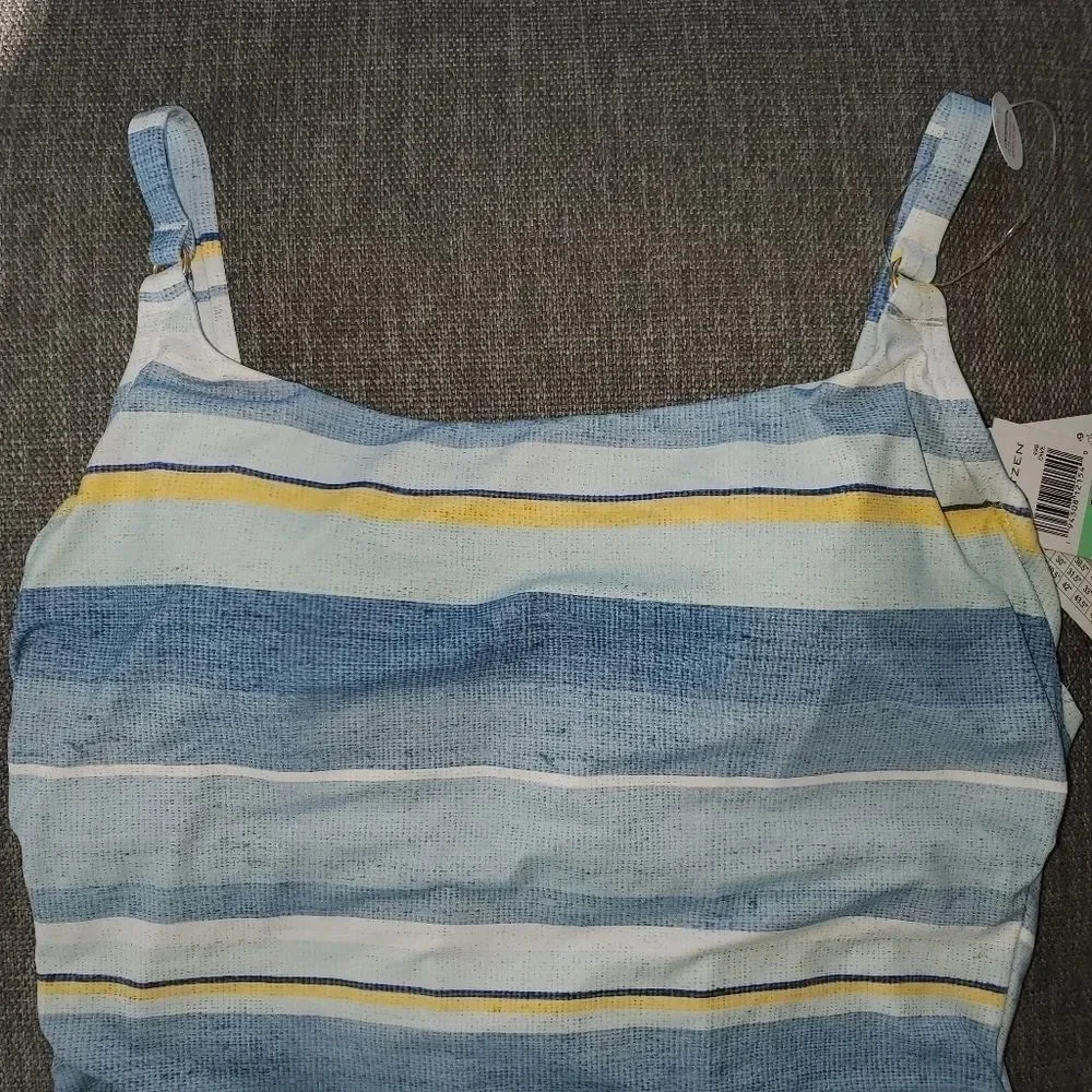Jantzen Sail Away Twist Front striped Women's one piece swimsuit  Size 8